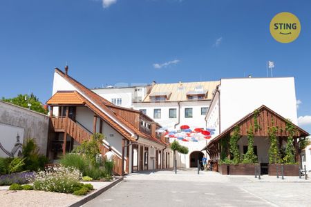 Atypický byt k pronájmu, Žďár nad Sázavou / Žďár nad Sázavou 1, ulice nám. Republiky - Fotografie 4