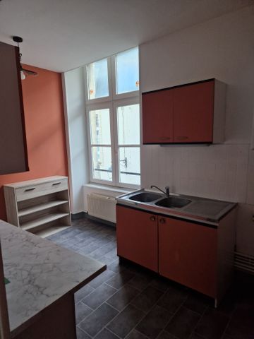 Location Appartement 2 pièces 51m² BAYEUX 14400 - Photo 2