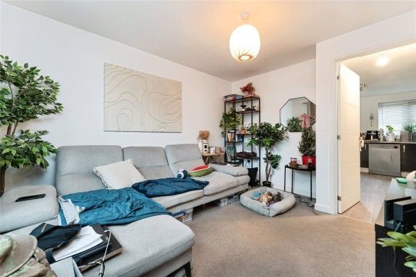 Westhorpe Avenue, Bury St. Edmunds - Photo 1