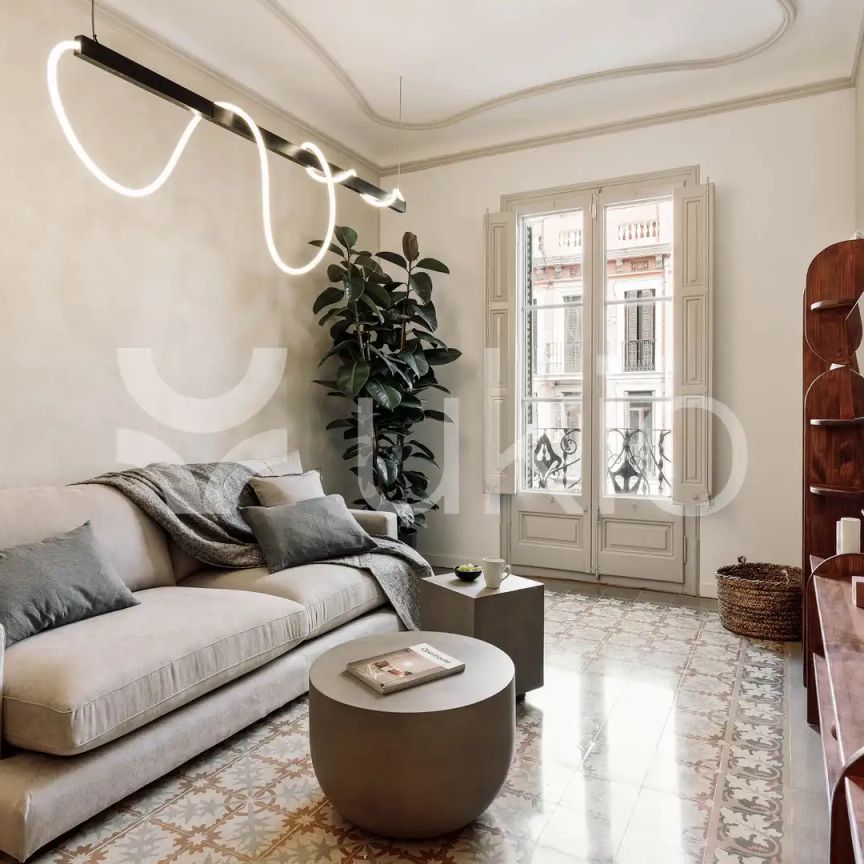 Apartamento de alquiler en Carrer Gran de Gràcia, Vila de Gràcia - Photo 1