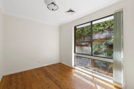 Peaceful Living with Bush Outlooks - Photo 3