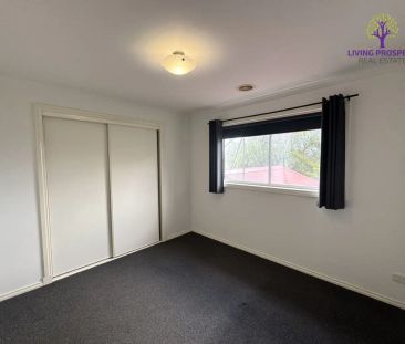 “Spacious Family Home” - Photo 3
