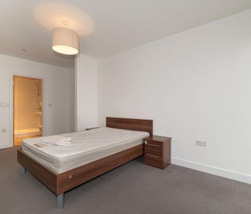 2 bedroom flat to rent - Photo 5