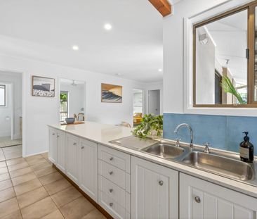 Comfortable, Convenient Family Living in Ocean Shores - Photo 6