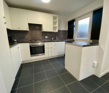 Balliol Close, Peterlee, Durham, SR8 2NX - Photo 4