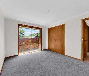 Freshly Updated Two-Bedroom Unit in a Convenient Location - Photo 5