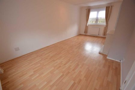 2 bedroom terraced house to rent - Photo 3