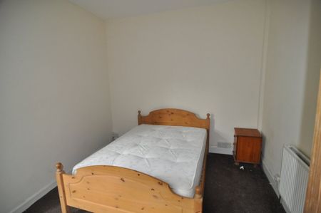 5 bed Terraced - To Let - Photo 3