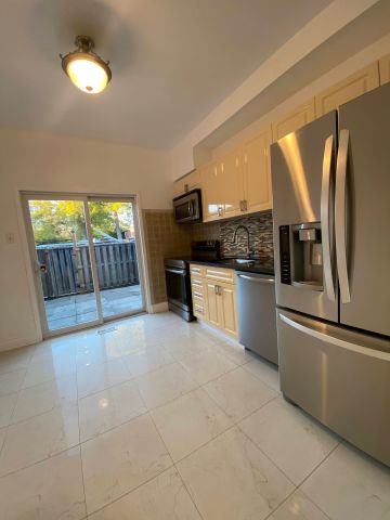 For Lease - 1524 Dupont Street Unit# Upper, Toronto, Ontario - Photo 5