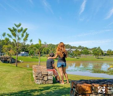 Walk to the beautiful Lakes Estate - Photo 5