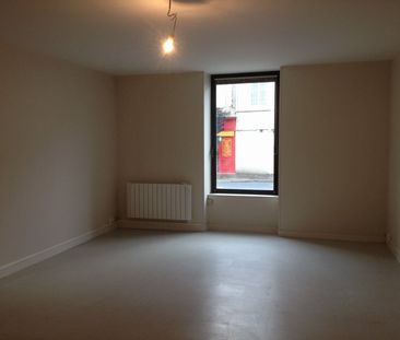 Location Appartement 1 pièce 40m² - Photo 2