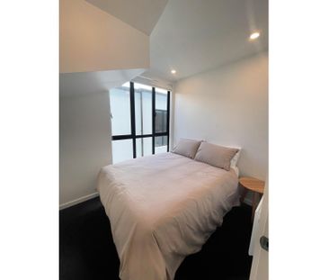 Three level townhouse in Wellingtons brand new Paddington complex - Photo 1