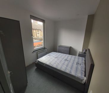 Room in a Shared House, Liverpool, L15 - Photo 5