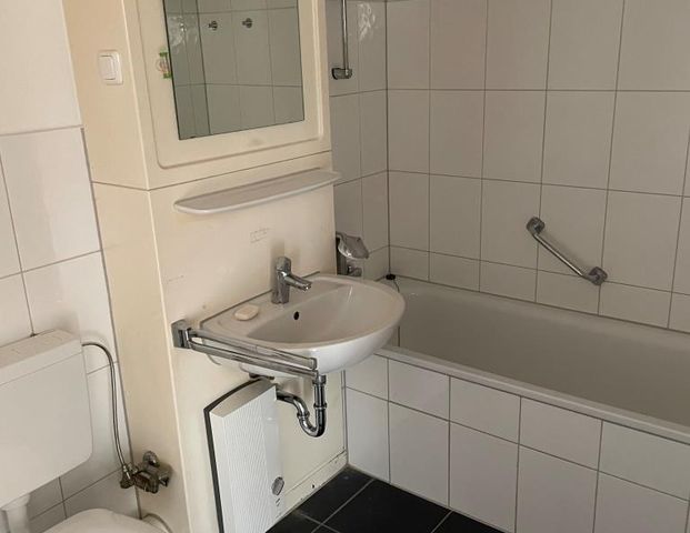 2-Zimmer-Wohnung in Duisburg Obermarxloh - Foto 1