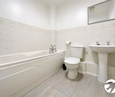 2 bedroom flat to rent - Photo 6