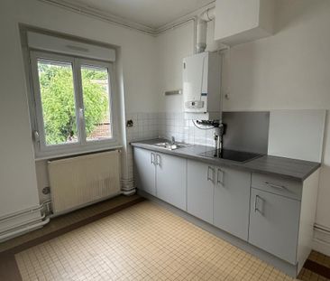 Location Appartement 2 pièces 44m² LE CREUSOT 71200 - Photo 1
