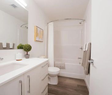 Glenmore Place — 3 Bedroom + 2 Bathroom with balcony - Photo 3