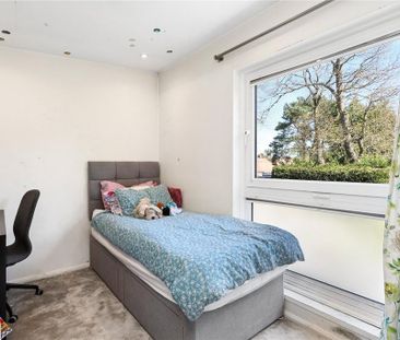 4 bedroom terraced house to rent - Photo 6