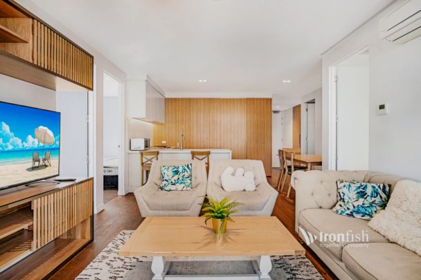 3 Bed, 2 Bathroom - Photo 1