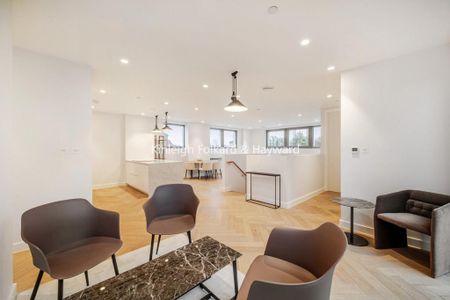 3 bedroom flat to rent - Photo 3