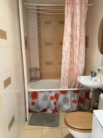 SZCZECIN - WYNAJEM- UL. KOMUNY PARYSKIEJ- 2 POK. - Photo 2