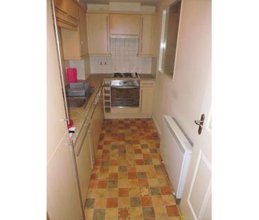 2 bedroom apartment to rent - Photo 2