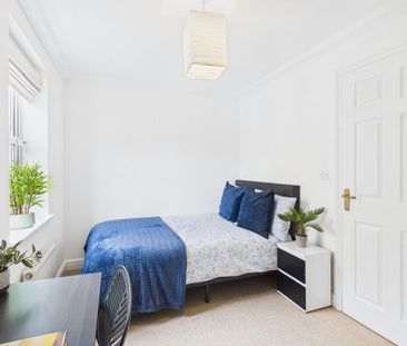 1 bedroom in a house share to rent - Photo 6