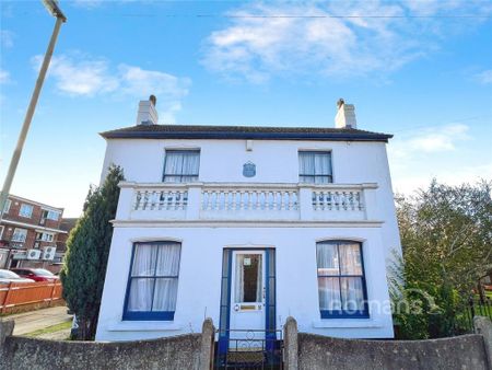 3 bedroom detached house to rent - Photo 3