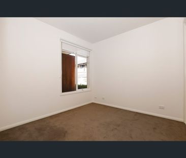 7/26 Livingstone Street, Ivanhoe, Vic 3079 - Photo 4