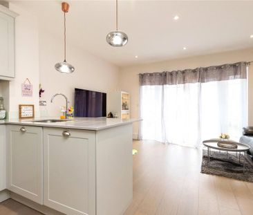 4 bedroom terraced house to rent - Photo 1