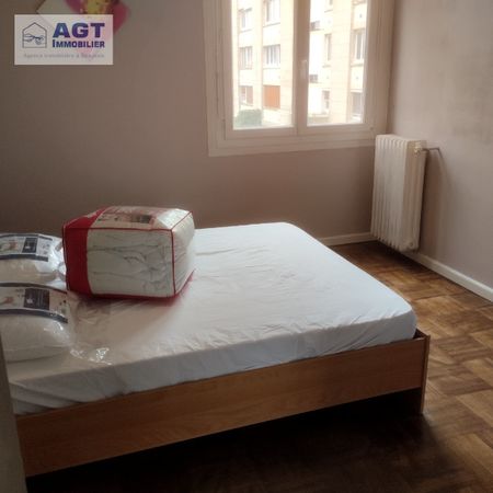 Location Appartement 4 pièces 67m² BEAUVAIS 60000 - Photo 3