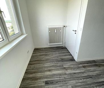 Platz für die gesamte Familie! Frisch gestrichene 3,5-Zimmer-Wohnung in Wolfsburg Vorsfelde - Photo 5