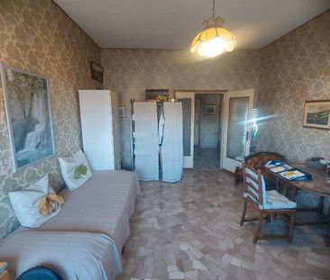 Ampia camera singola - Wide single room - Photo 5