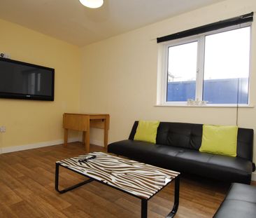 Gilwell Street, Flat 2, Plymouth - Photo 4
