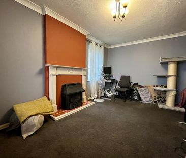 2 bedroom semi-detached house to rent - Photo 3