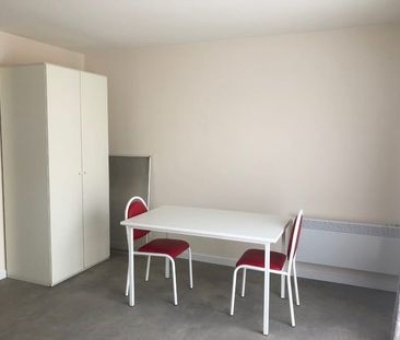 Appartement te huur - Photo 1