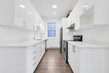 5235 Chemin de la Côte Saint Luc apartment — Montréal, QC (2-Bedroom) - 2 Bedroom - Photo 2