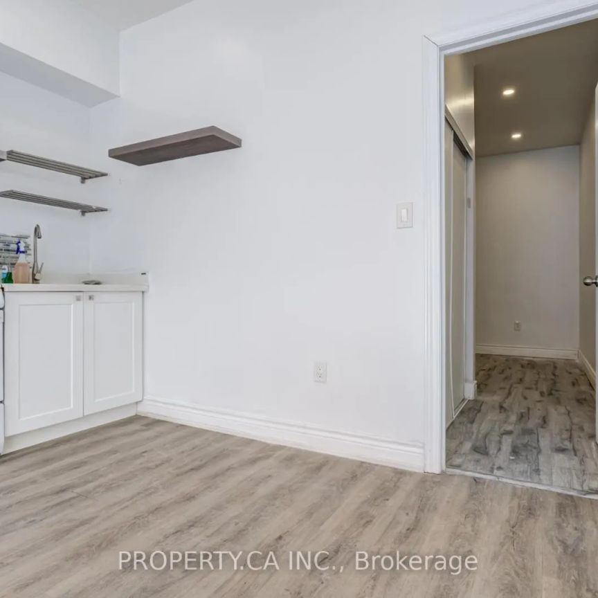 285 ST JOHN'S ROAD - Photo 1