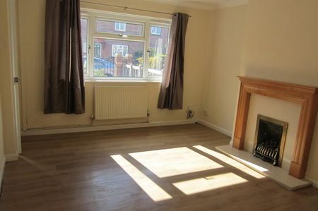 2 Bed Semi-Detached House, Cardinal Grove, LS11 - Photo 2