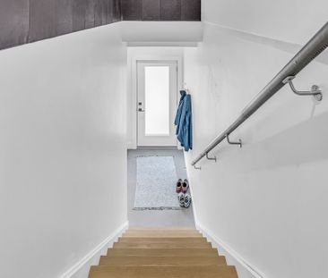 For Lease - 61 Edwin Avenue Unit# Upper, Toronto, Ontario - Photo 4