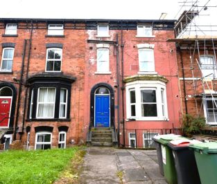 2 bedroom Flat in Kensington Terrace, Leeds - Photo 1