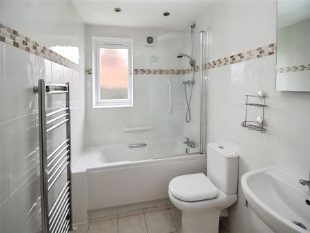 1 bedroom flat to rent - Photo 3