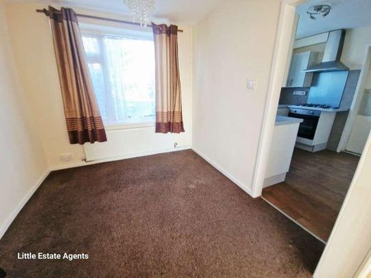 Stoney Lane, Rainhill, L35 - Photo 1