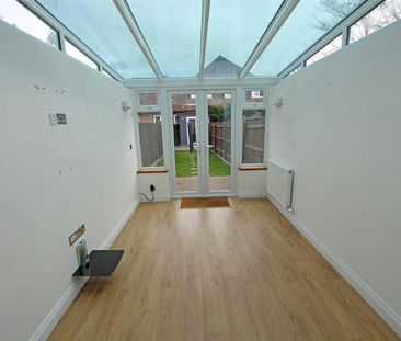 End of terrace house to rent on - Photo 2