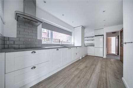 2 bedroom bungalow to rent - Photo 2