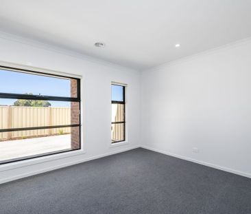 Near New Home in South Shepparton! - Photo 3