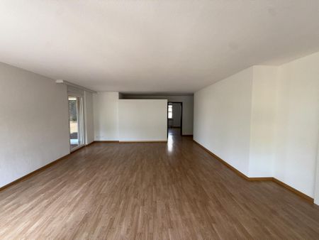 helle 4.5-Zimmerwohnung inkl. einladenden Gartenterrassen - Foto 2