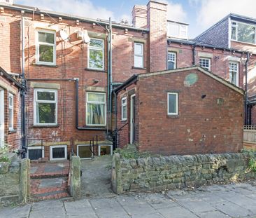 10 GROVE GARDENS Leeds - LS6 4EG - Photo 5