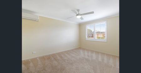 Family Living - Photo 5