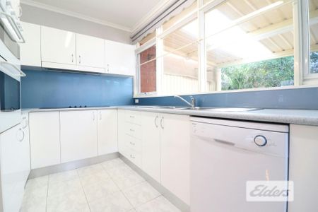 Two-Bedroom Townhouse with Air Conditioning in Canley Vale - Photo 3